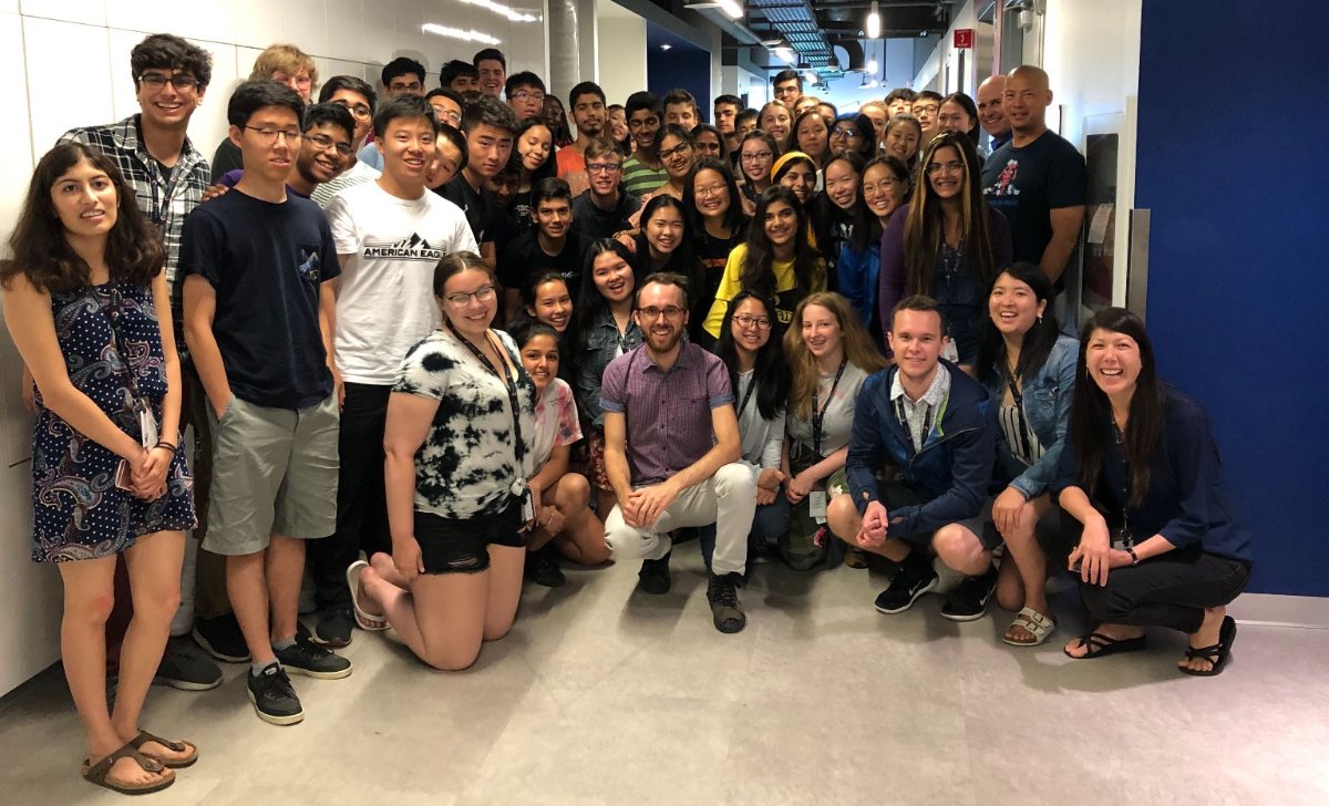 Aïko with a Shad program cohort
